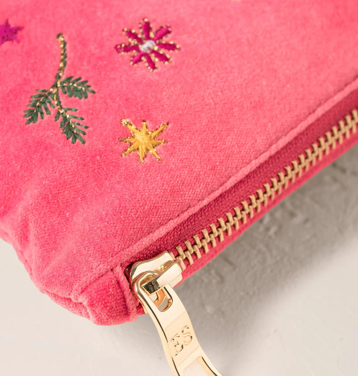 Everyday Pouch | Doves of Peace | Spiced Coral Purse Elizabeth Scarlett