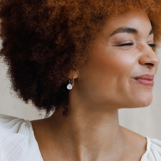 Isla Drop Earrings | Mother of Pearl Earrings Wanderlust Life