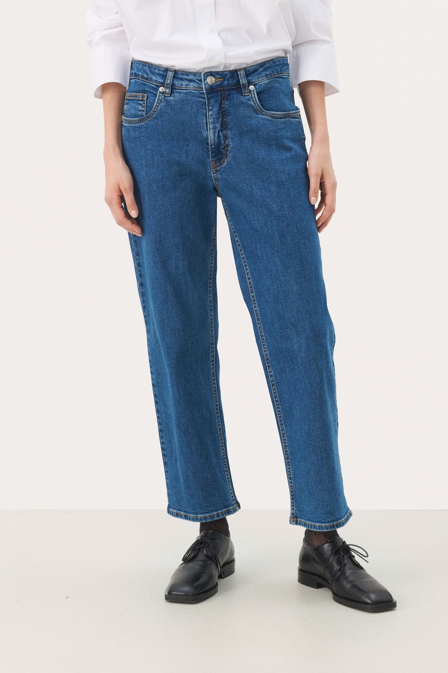 Judyas Jeans | Dark Medium Blue Jeans Part Two