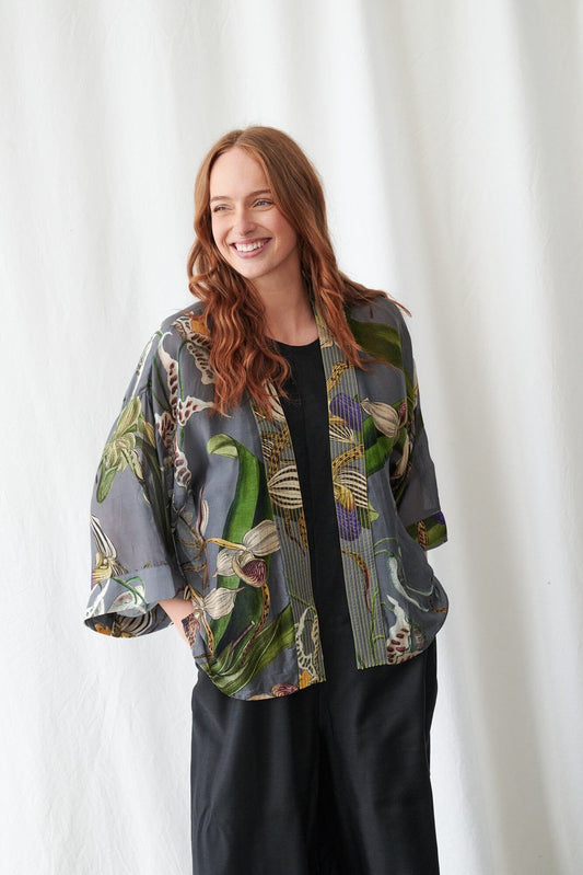 Kimono | Orchid | Grey Kimonos One Hundred Stars