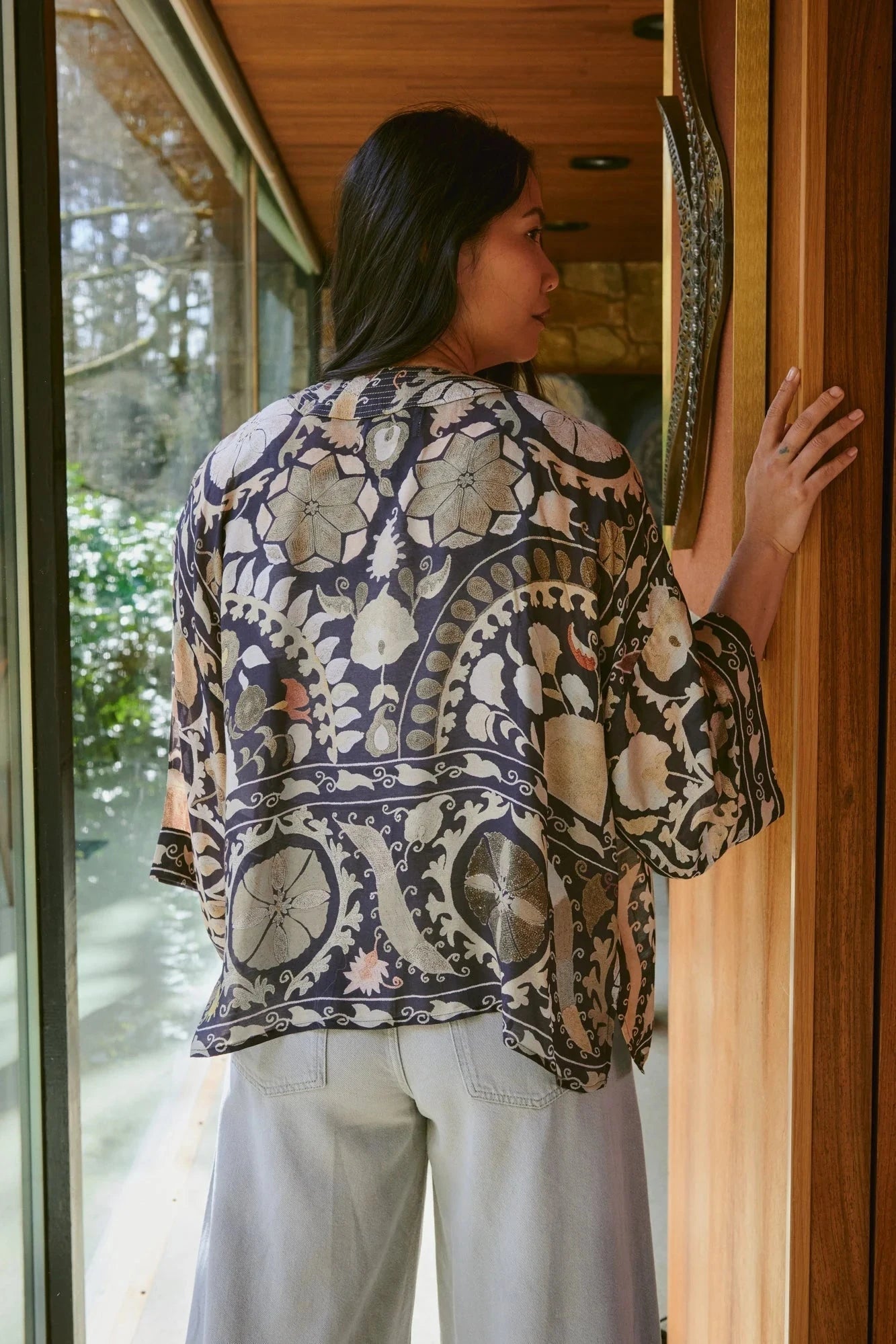 Kimono | Susani | Charcoal Kimonos One Hundred Stars