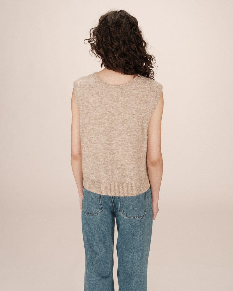 Santa Top | Beige Blouse Grace and Mila