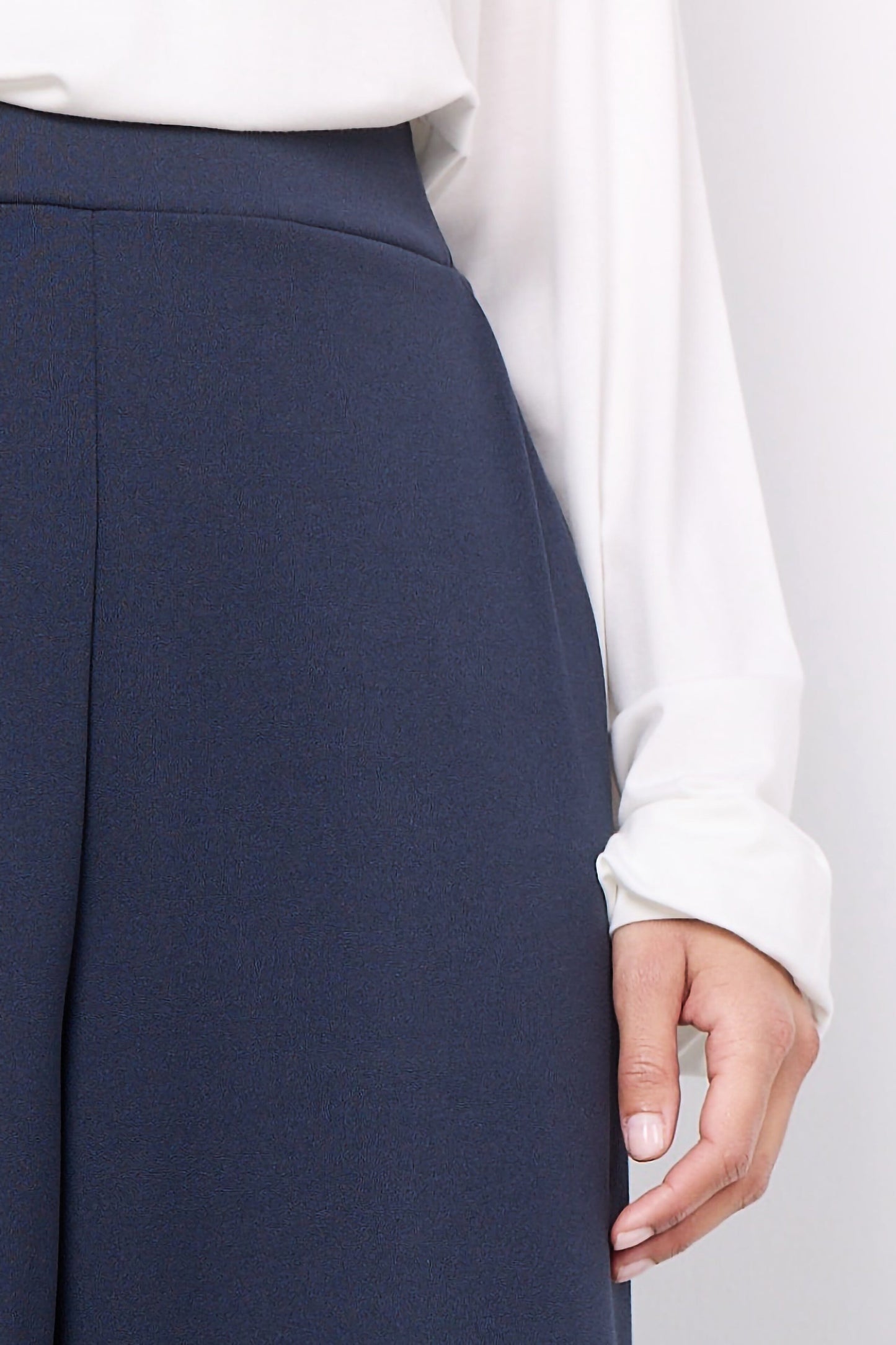 Siham Pants | Navy Pants Soya Concept