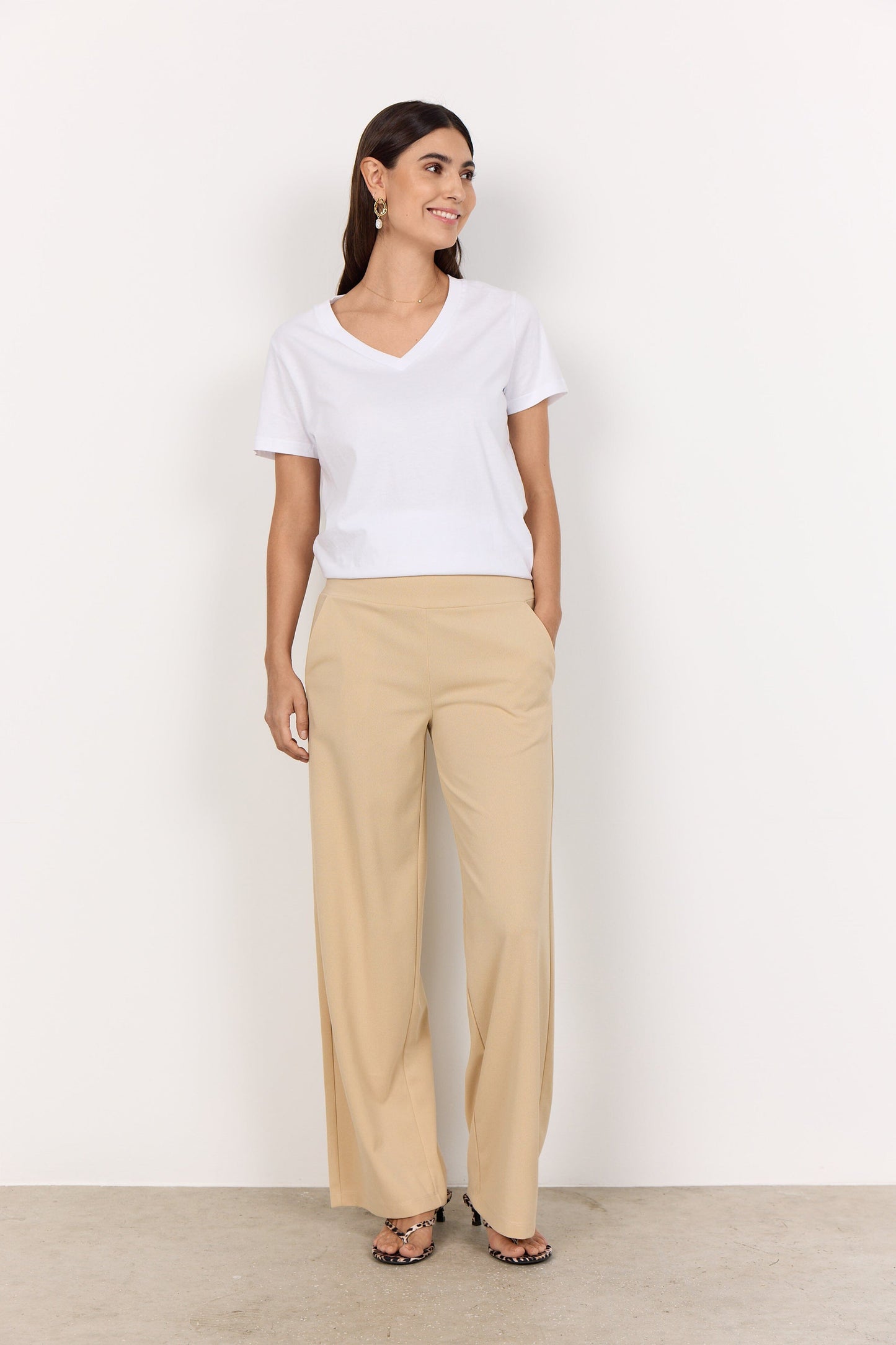Siham Wide Pants | Sand Pants Soya Concept