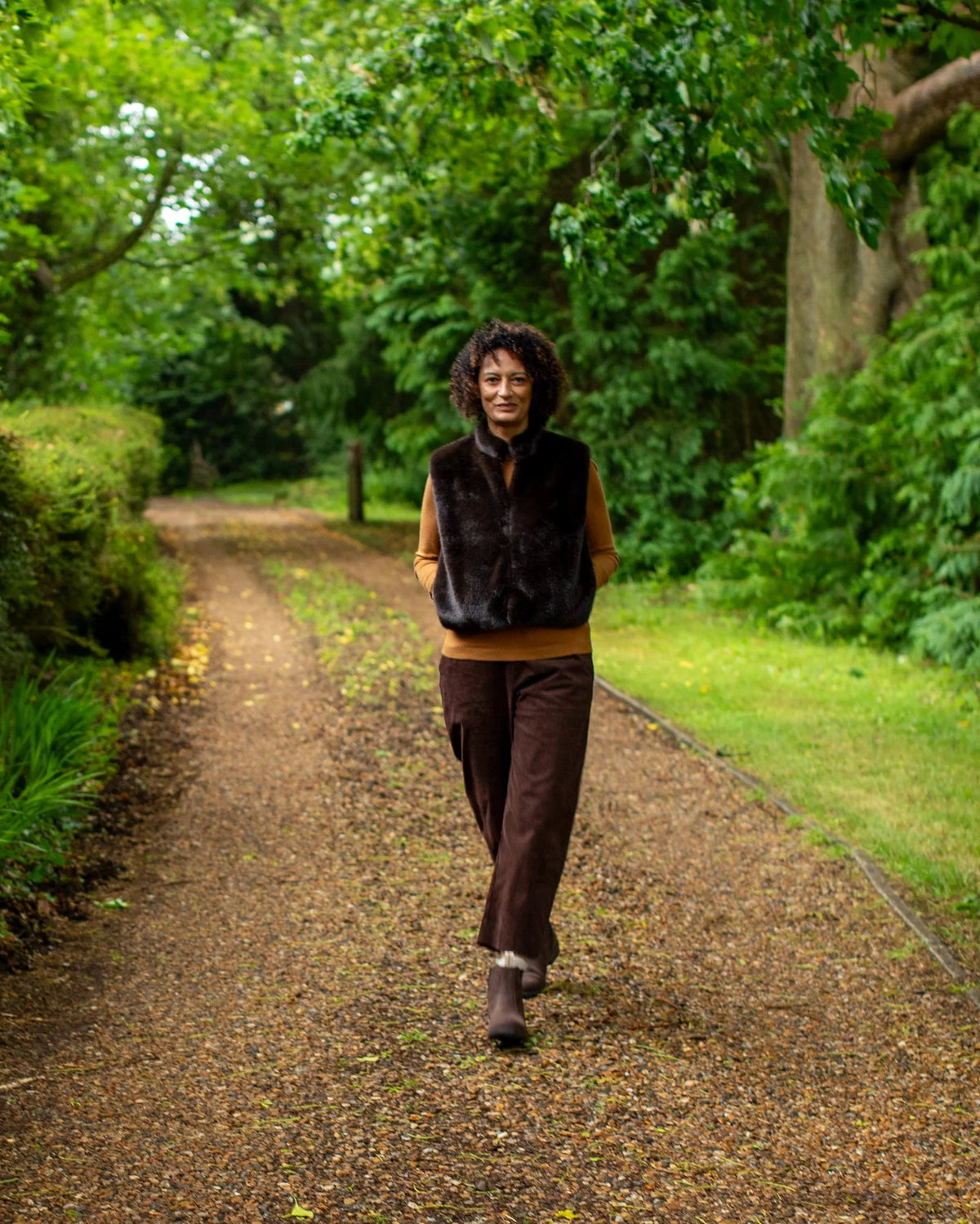 Talia Gilet | Chocolate Gilet Chalk