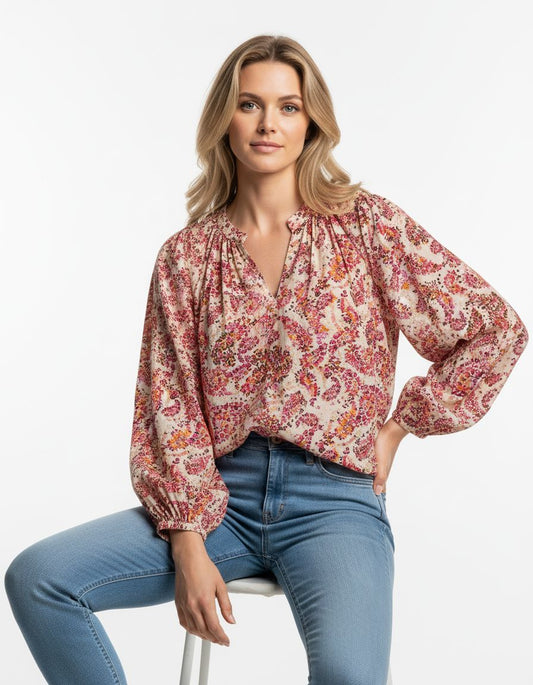 Vezia Blouse | Peach Blouse Grace and Mila