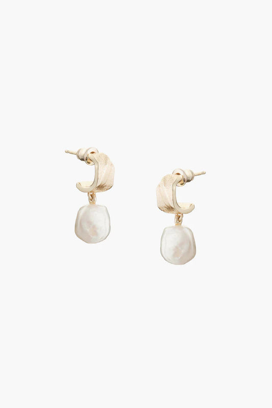 Freshwater Pearl Earrings | Gold Earrings Tutti & Co