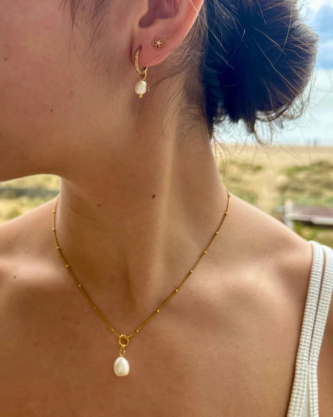 18ct Gold Plated Single Pearl Necklace with Love Tag Necklace Ocean Ripple 