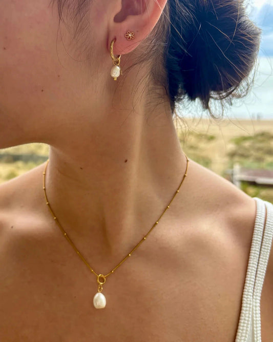 18ct Gold Plated Single Pearl Necklace with Love Tag Necklace Ocean Ripple 