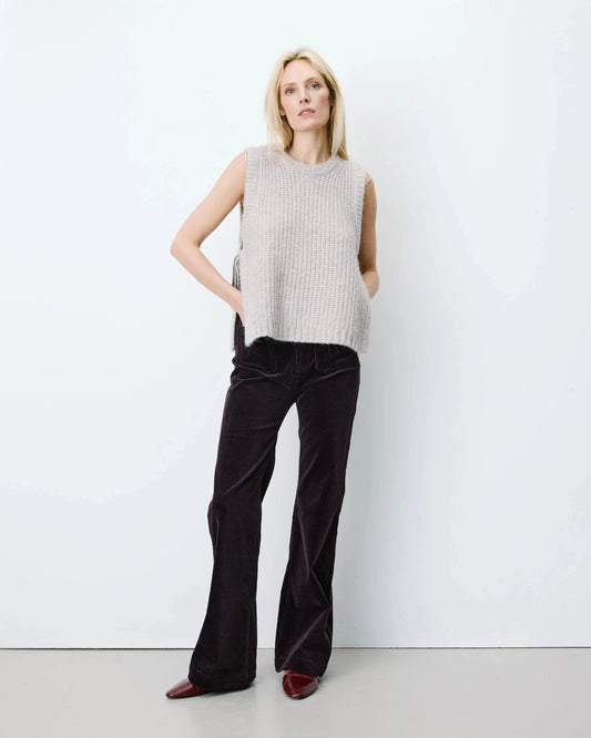Argan Vest | Greige Top Grace and Mila 