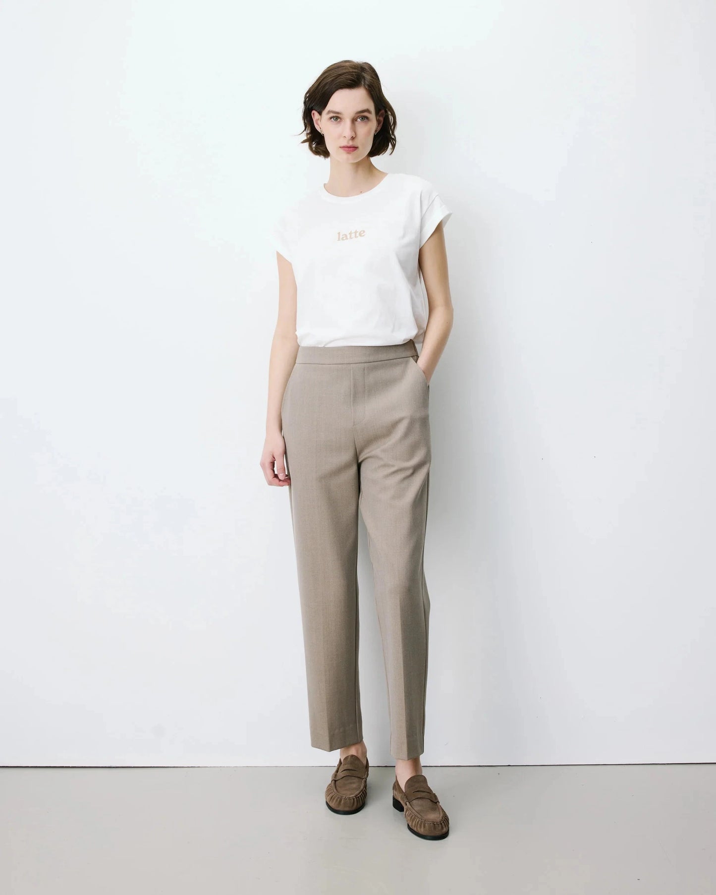 Armstrong Pants | Beige Blouse Grace and Mila 