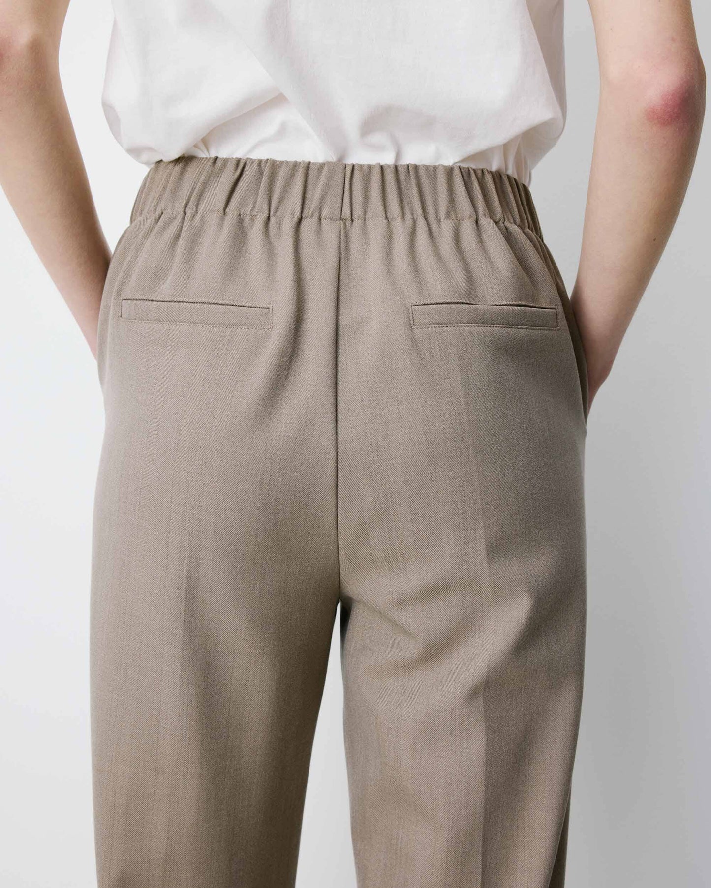 Armstrong Pants | Beige Blouse Grace and Mila 