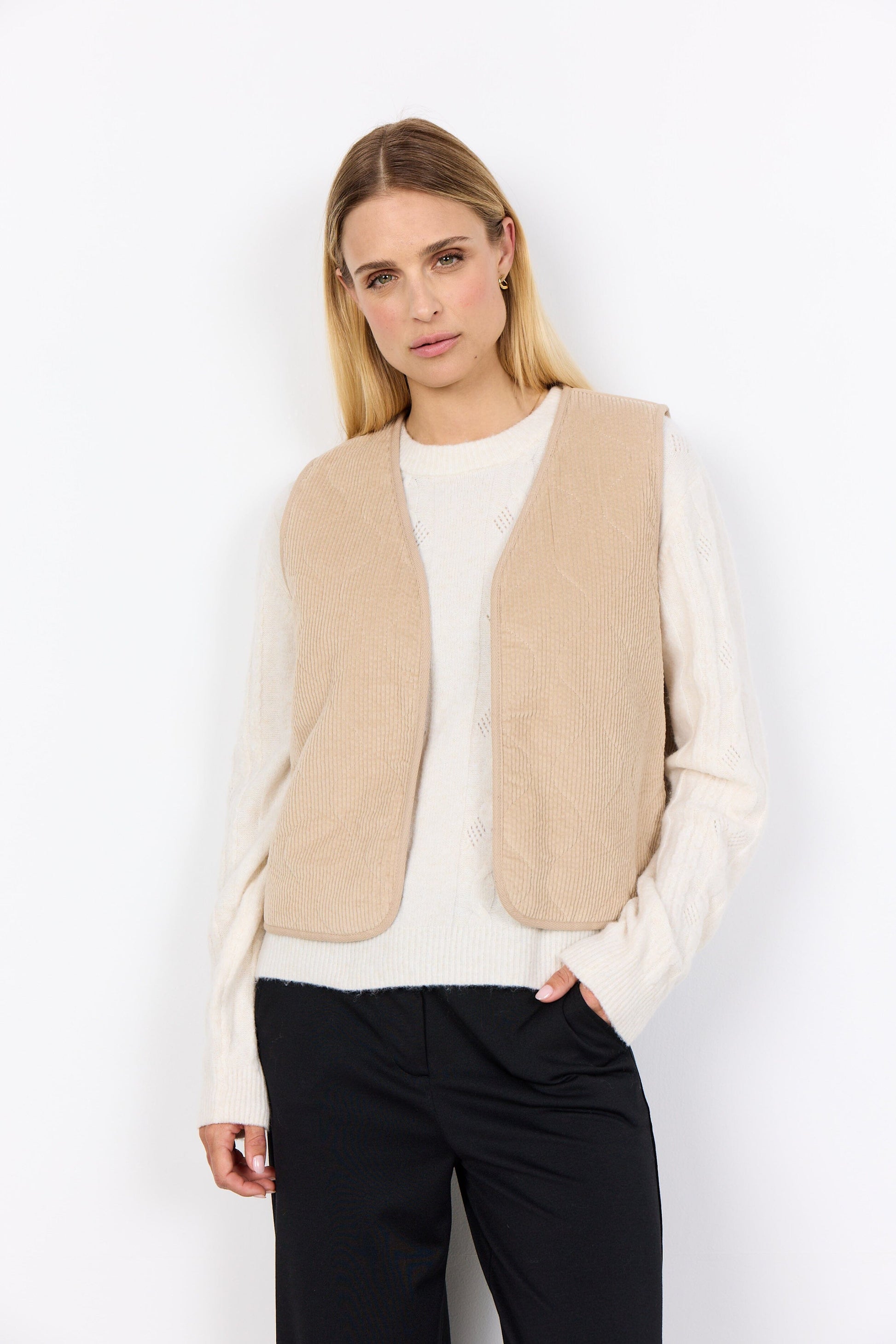 Bindi Waistcoat | Sand Waistcoat Soya Concept 