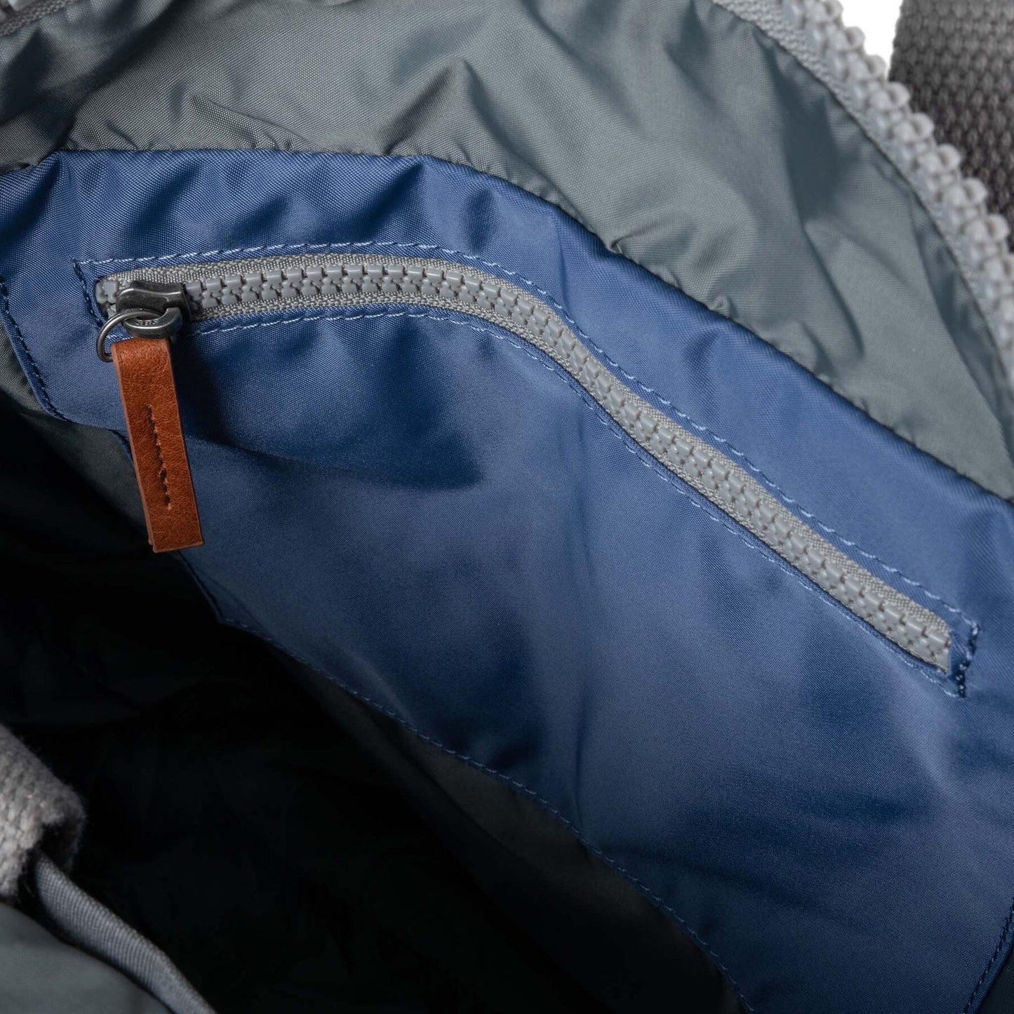 Canfield B Recycled Nylon | Small | Burnt Blue Roka 