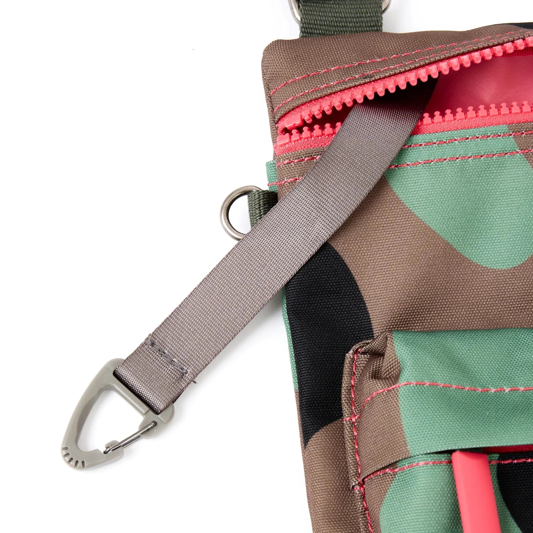 Chelsea Recycled Canvas | Vintage Camo Backpacks Roka 
