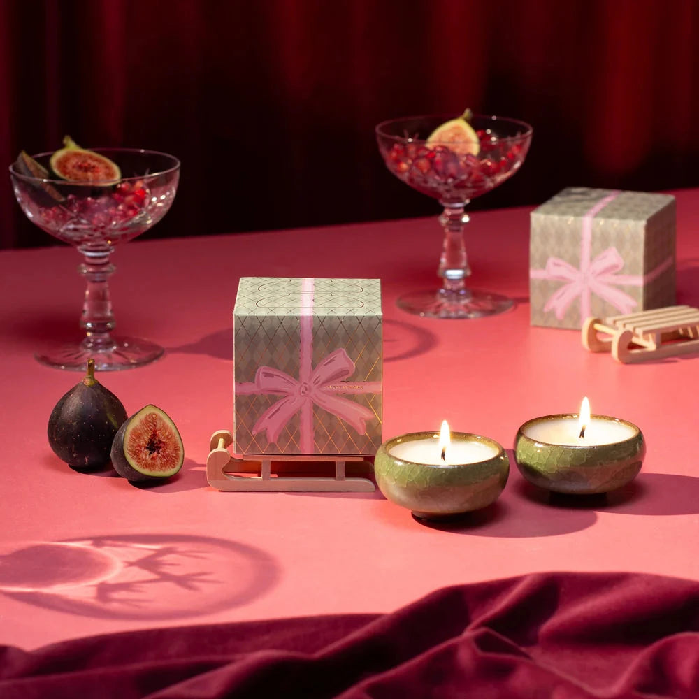 Christmas Bow Tea Lights | Myrrh & Tonka Candle Zesty Lemons 