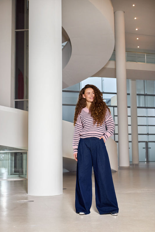 Dell Striped V-Neck Jumper | Rose Jumper Black Colour 