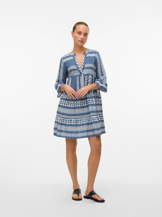 Dichte Dress | China Blue/Ibiza Snow White Dresses Vero Moda 