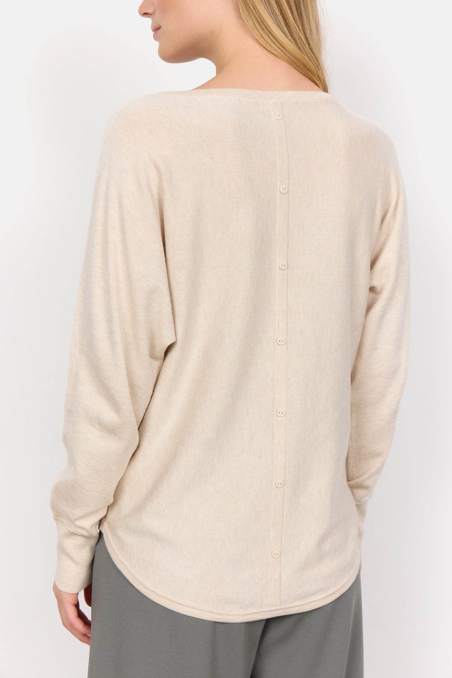 Dollie Button Pullover | Cream Blouse Soya Concept 