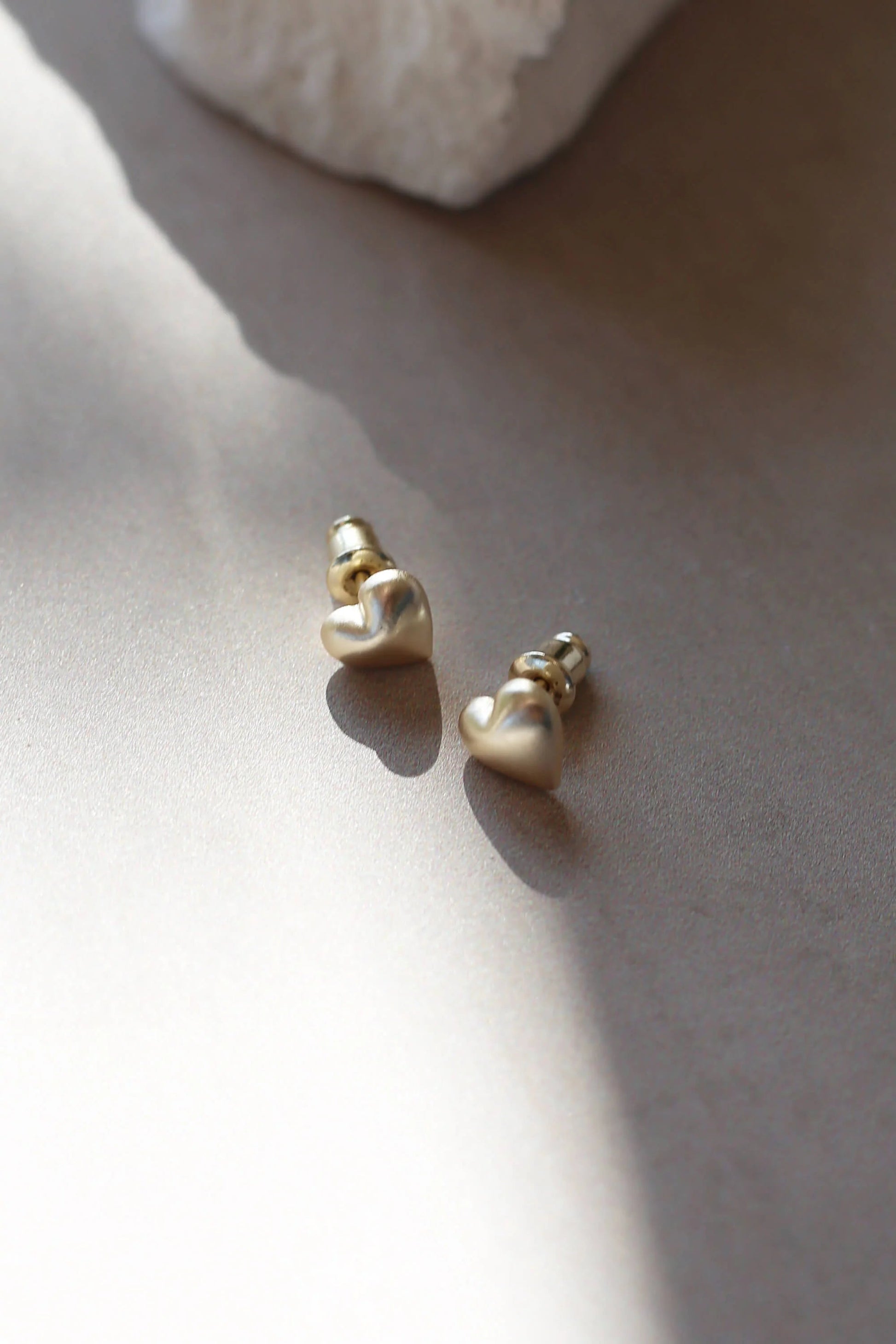 Embrace Earrings | Gold Earrings Tutti & Co 