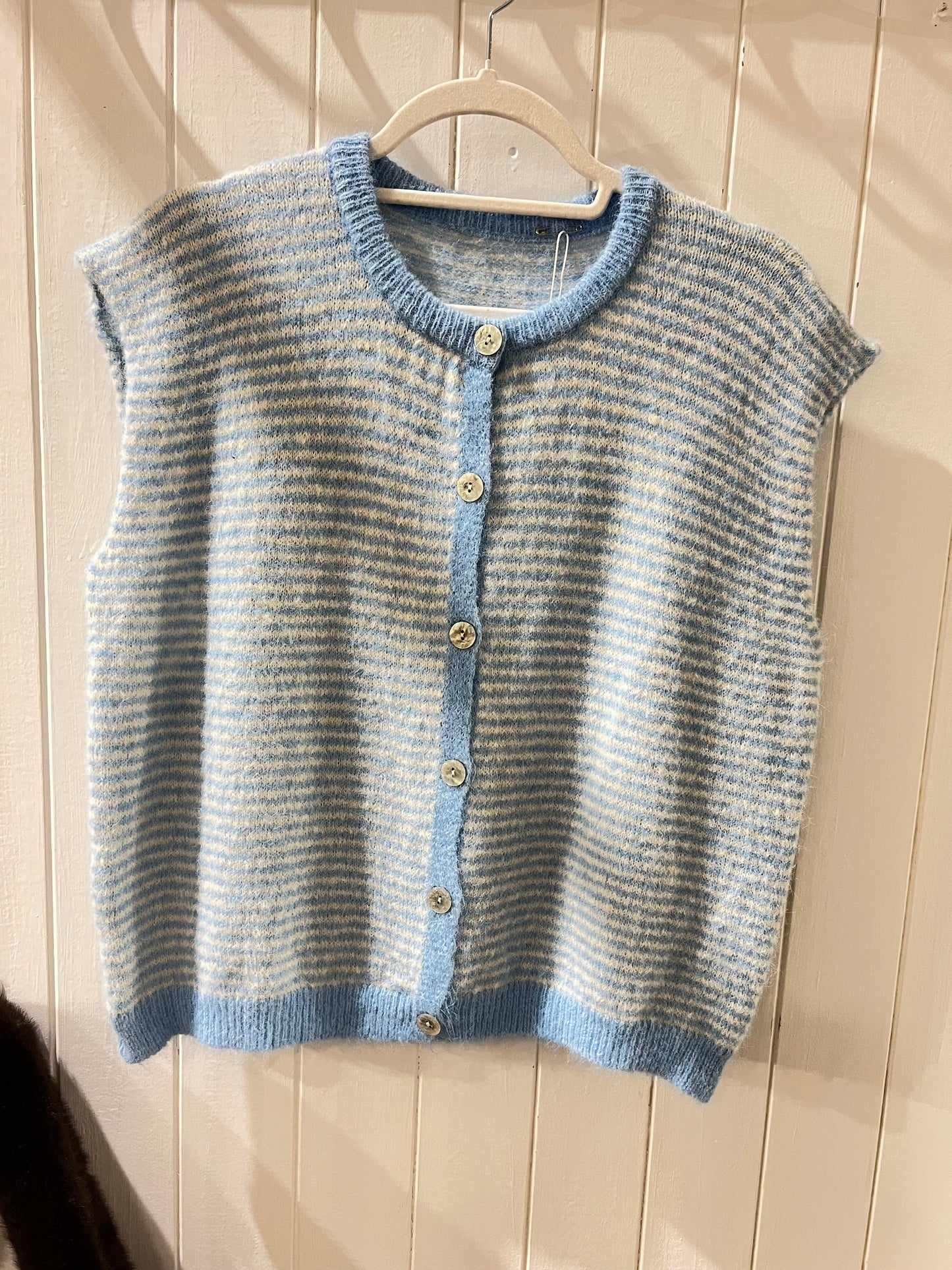 Etta Vest | 7 Colours Jumper Parisienne Collection Sky Blue 