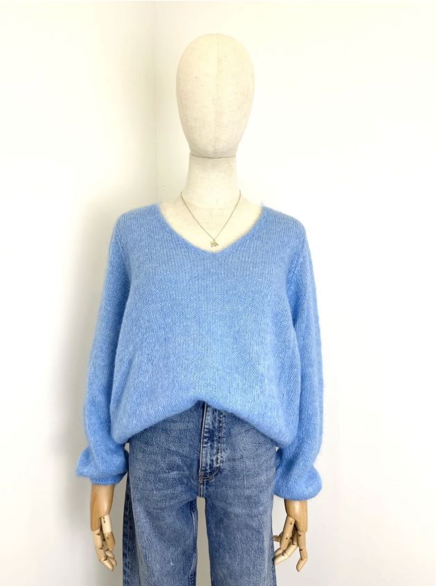 Eve V Neck Jumper | 9 Colours Knitwear Parisienne Collection 