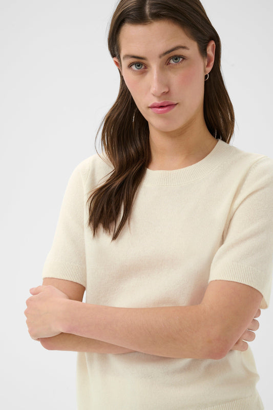 Everlotta Knit | Whisper White Knitwear Part Two 