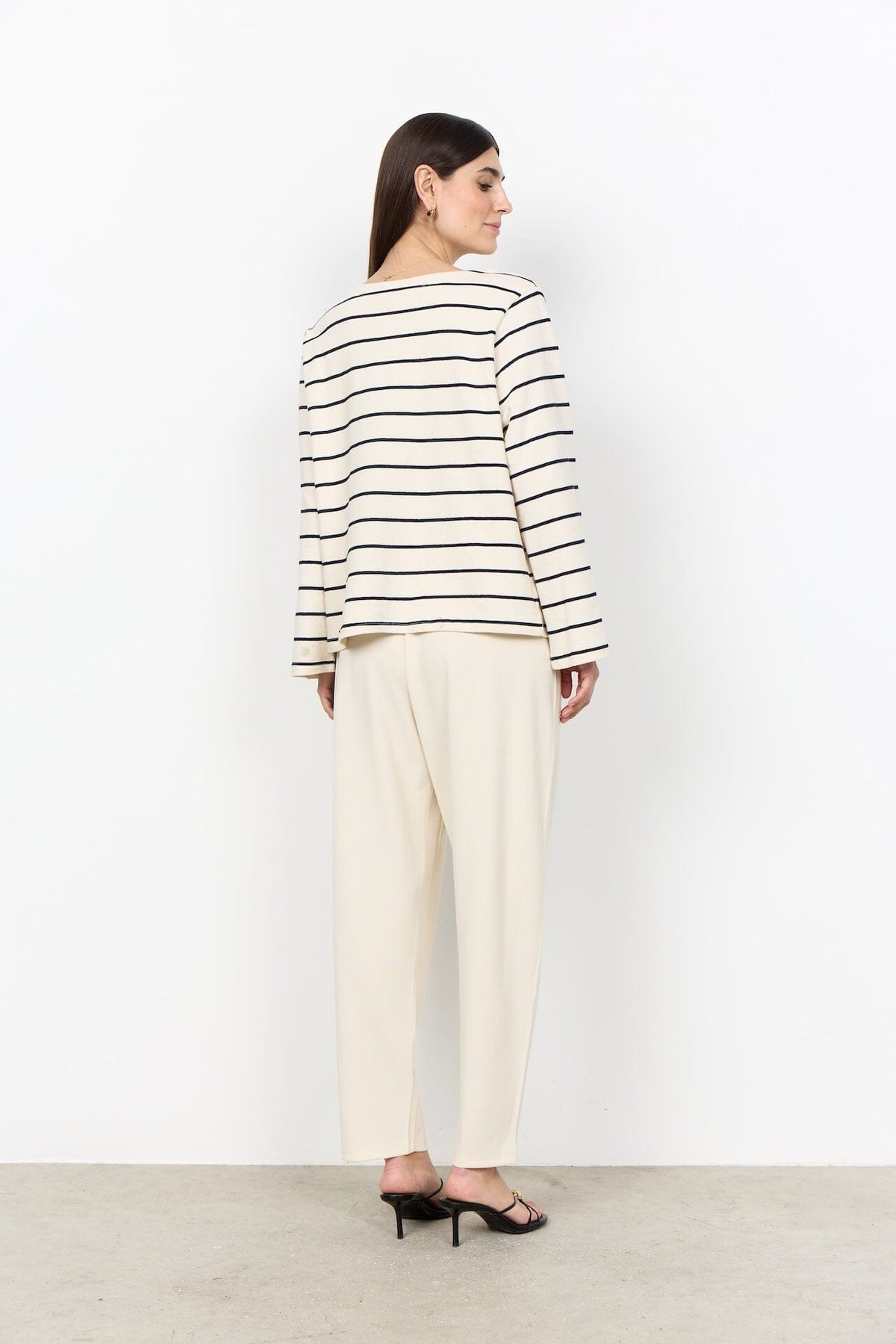 Greta Blouse | Cream Blouse Soya Concept 