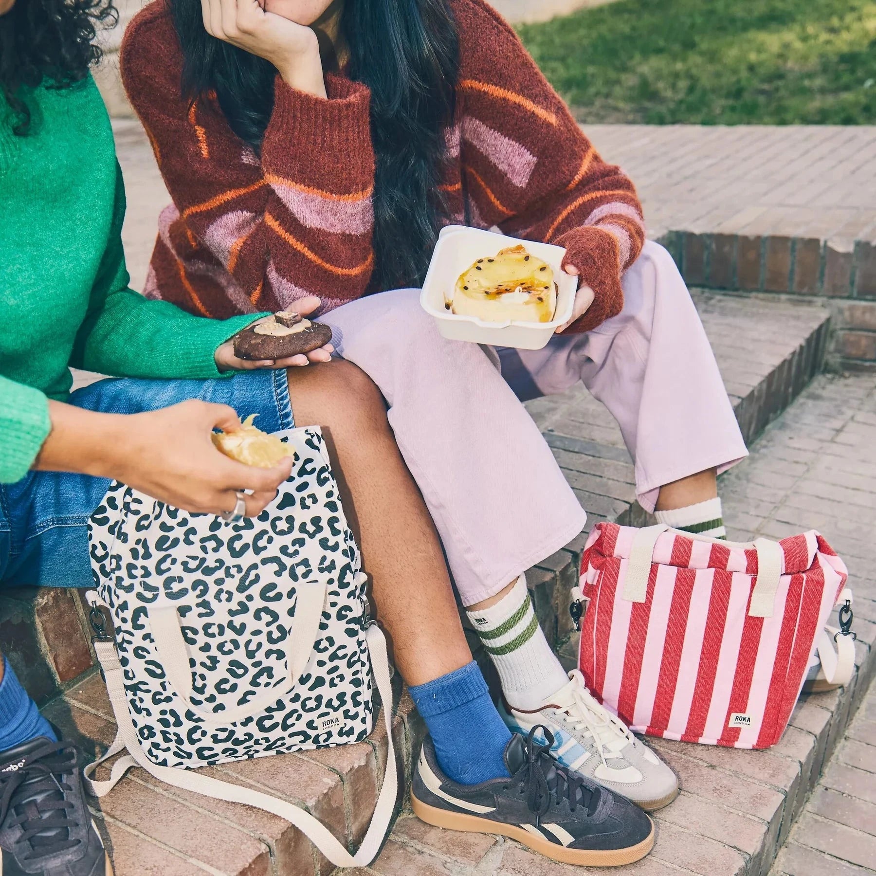 Hampstead Lunch Bag |Strawberry Stripe Backpacks Roka 