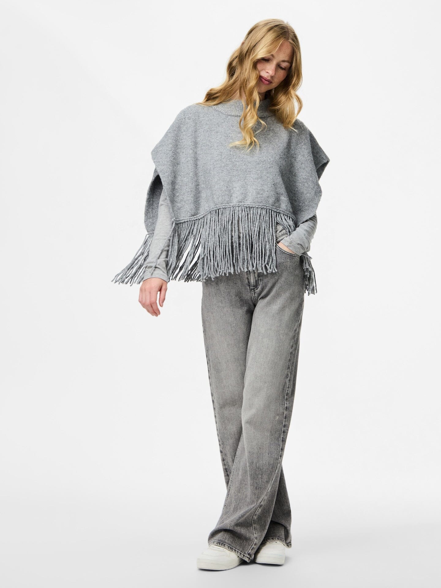 Julle Poncho | Light Grey Waistcoat Pieces 