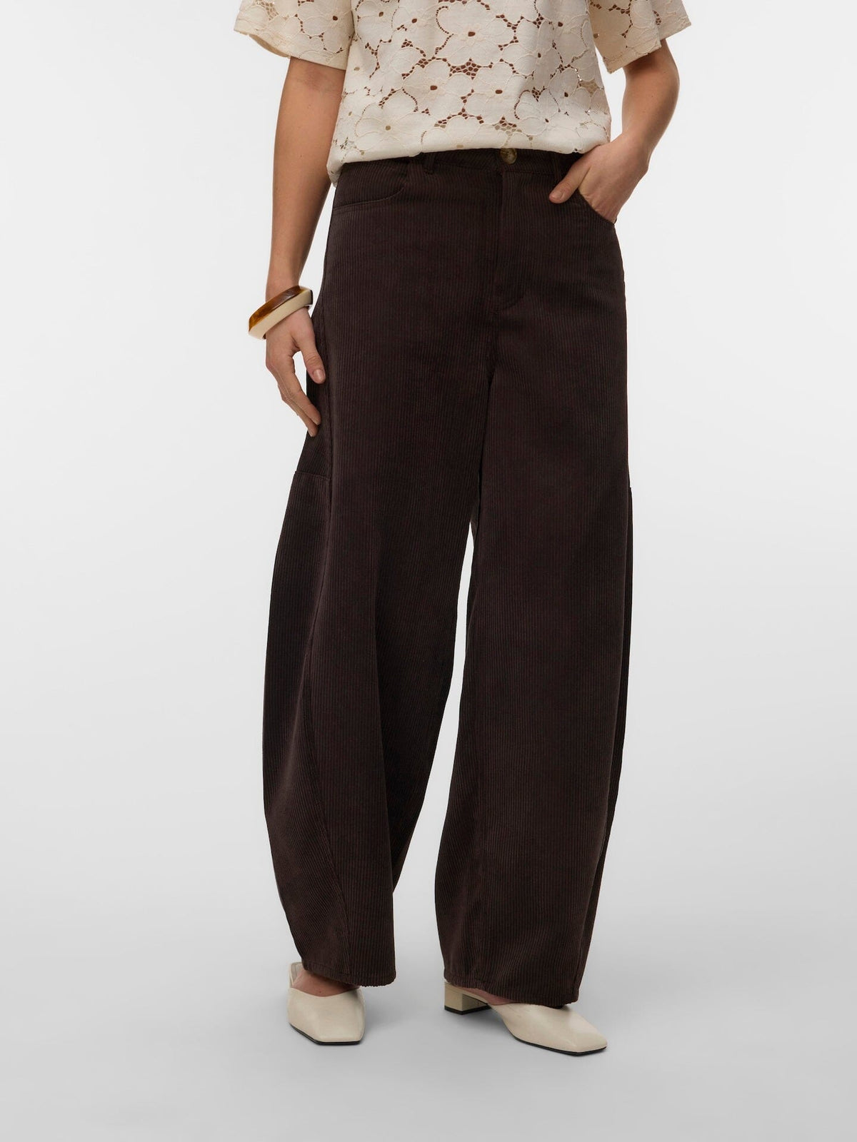 Kaitlin Cord Barrel Pant | Chocolate Torte Pants Vero Moda 