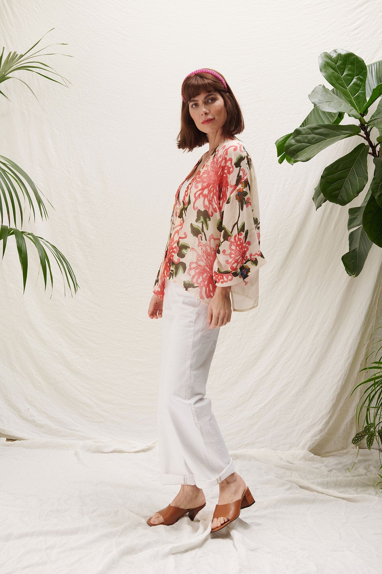 Kimono | Chrysanthemum | Ecru Casual Kimonos One Hundred Stars 