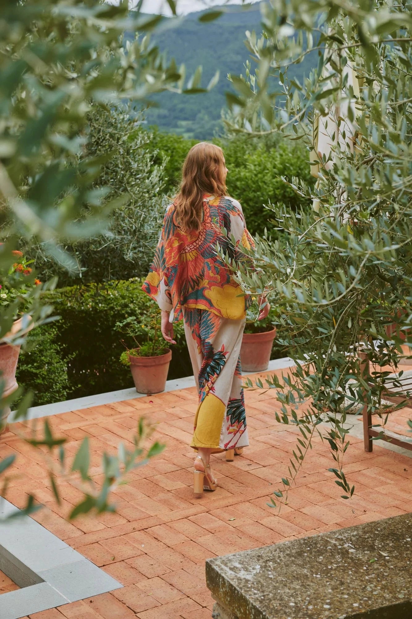 Kimono | Crane | Stone Kimonos One Hundred Stars 