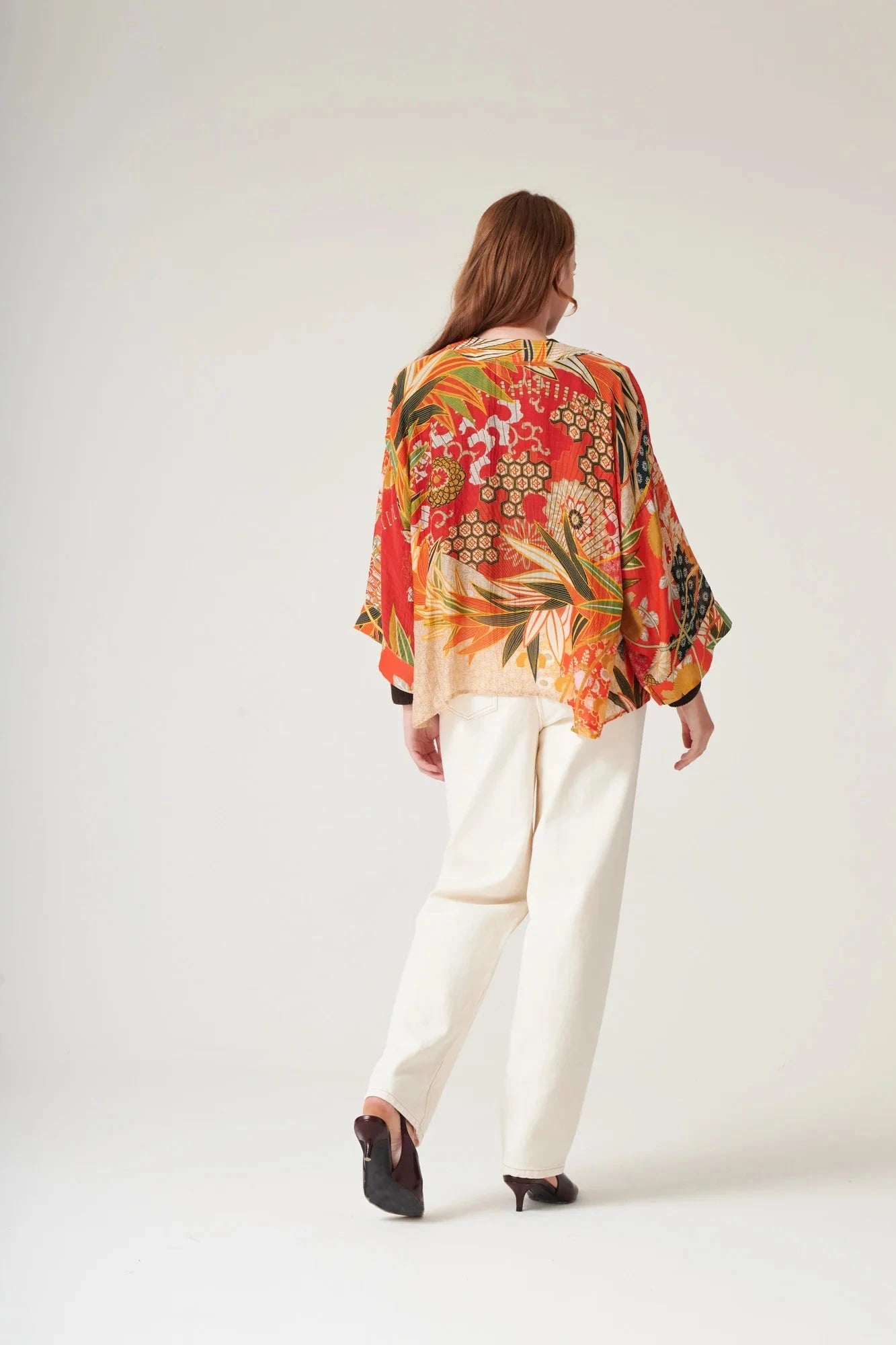 Kimono | Fans | Scarlet Casual Kimonos One Hundred Stars 