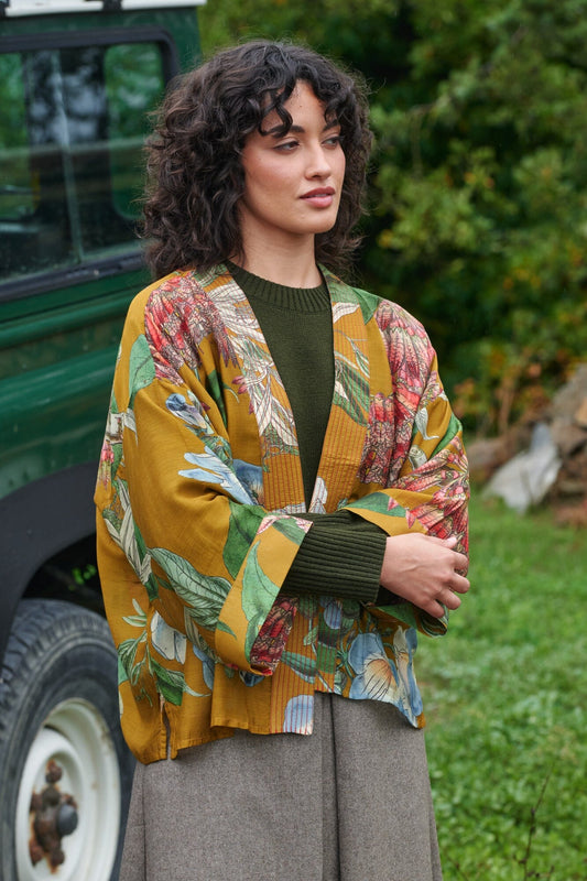 Kimono | Rhodoleia | Gold Kimonos One Hundred Stars 