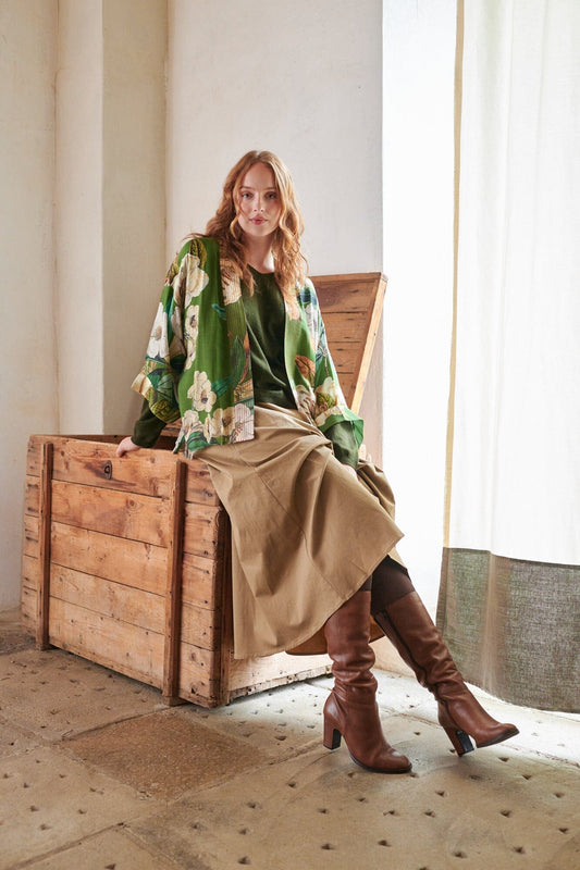 Kimono | Rhodoleia | Green Kimonos One Hundred Stars 