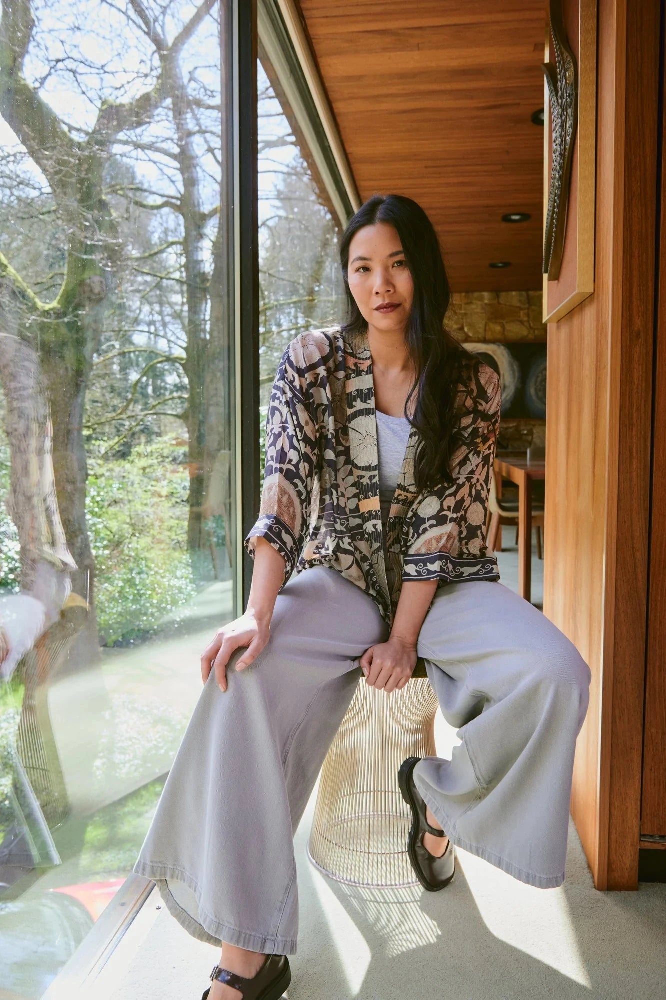 Kimono | Susani | Charcoal Kimonos One Hundred Stars 