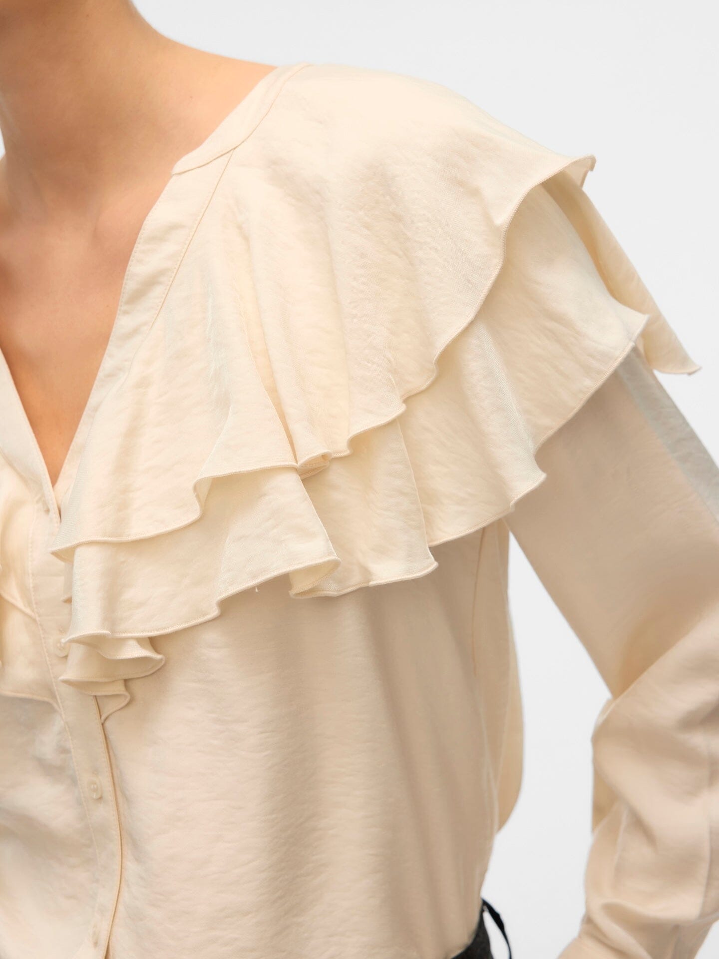 Lizzi Flounce Top | Birch Blouse Vero Moda 