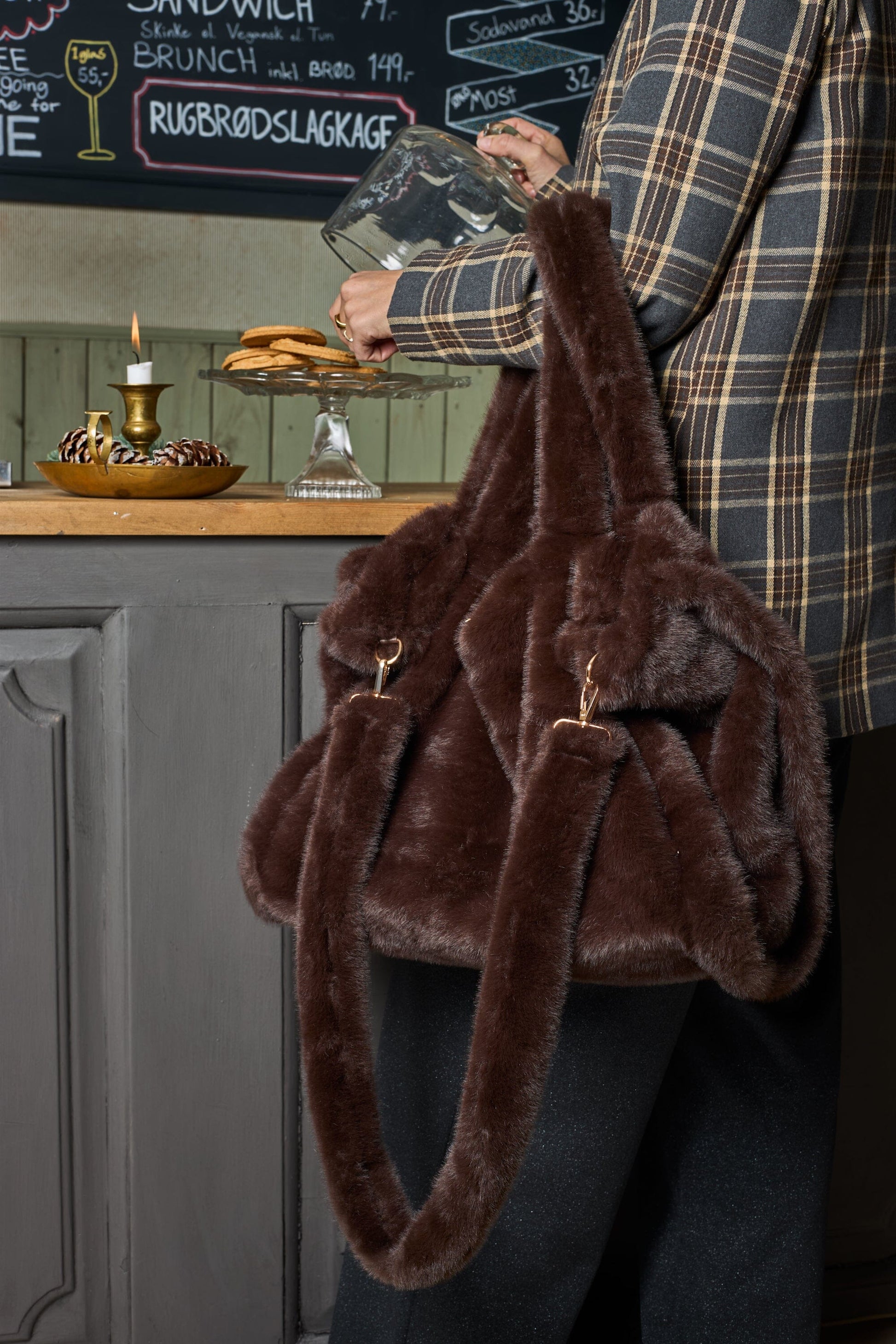 Loma Big Shopper Bag | Coffee Handbags Black Colour 