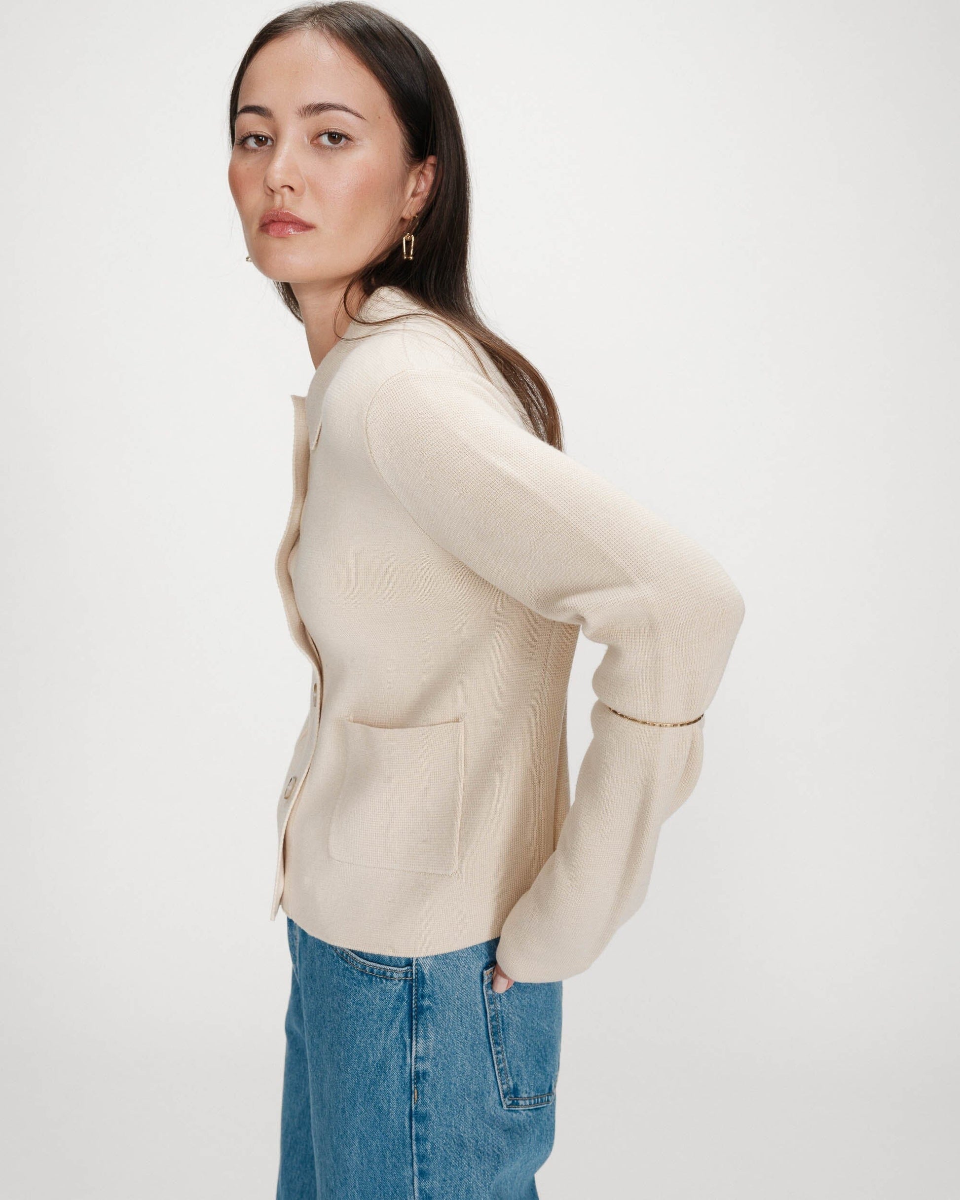 Maelys Cardigan | Almond Cardigan Grace and Mila 