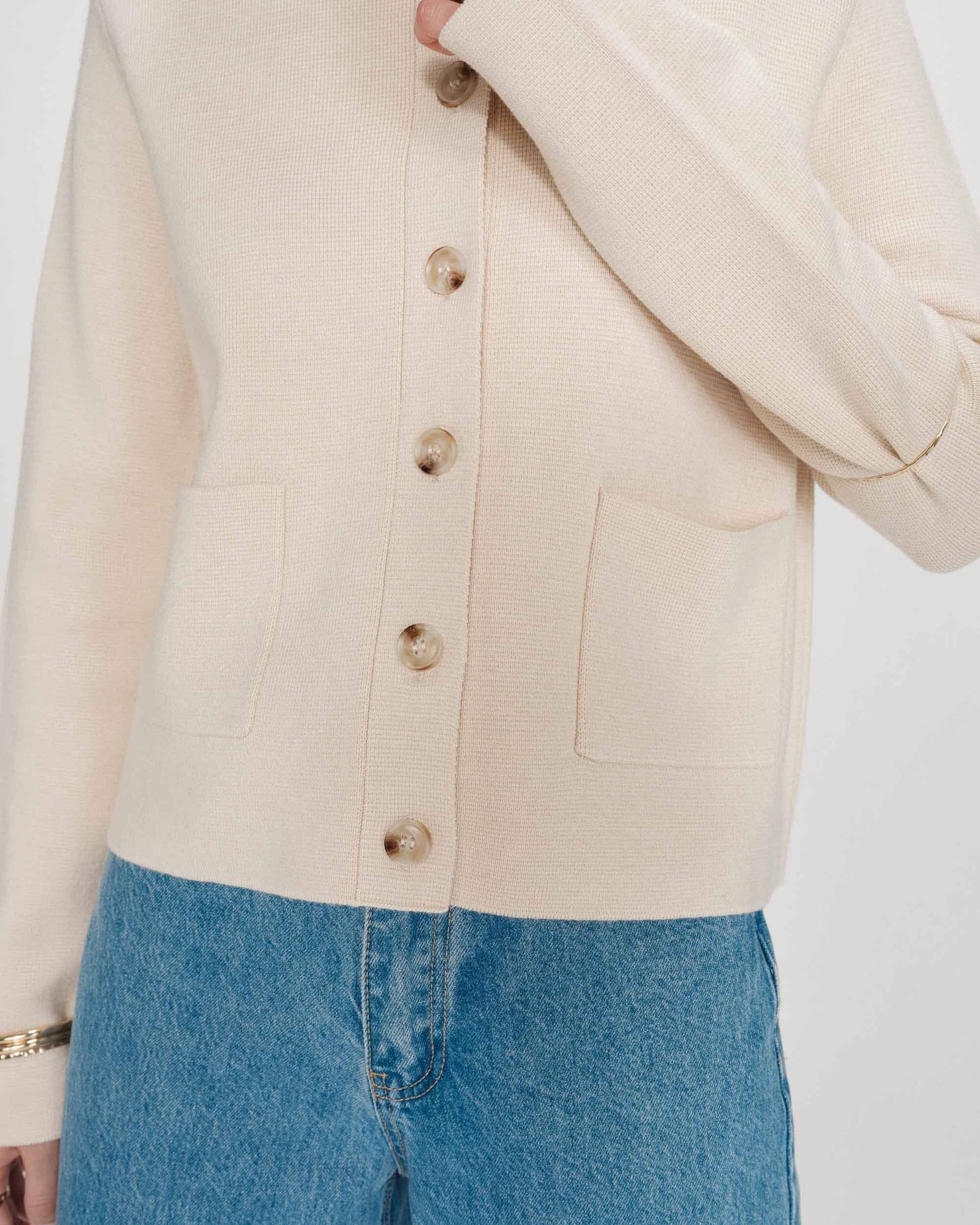 Maelys Cardigan | Almond Cardigan Grace and Mila 