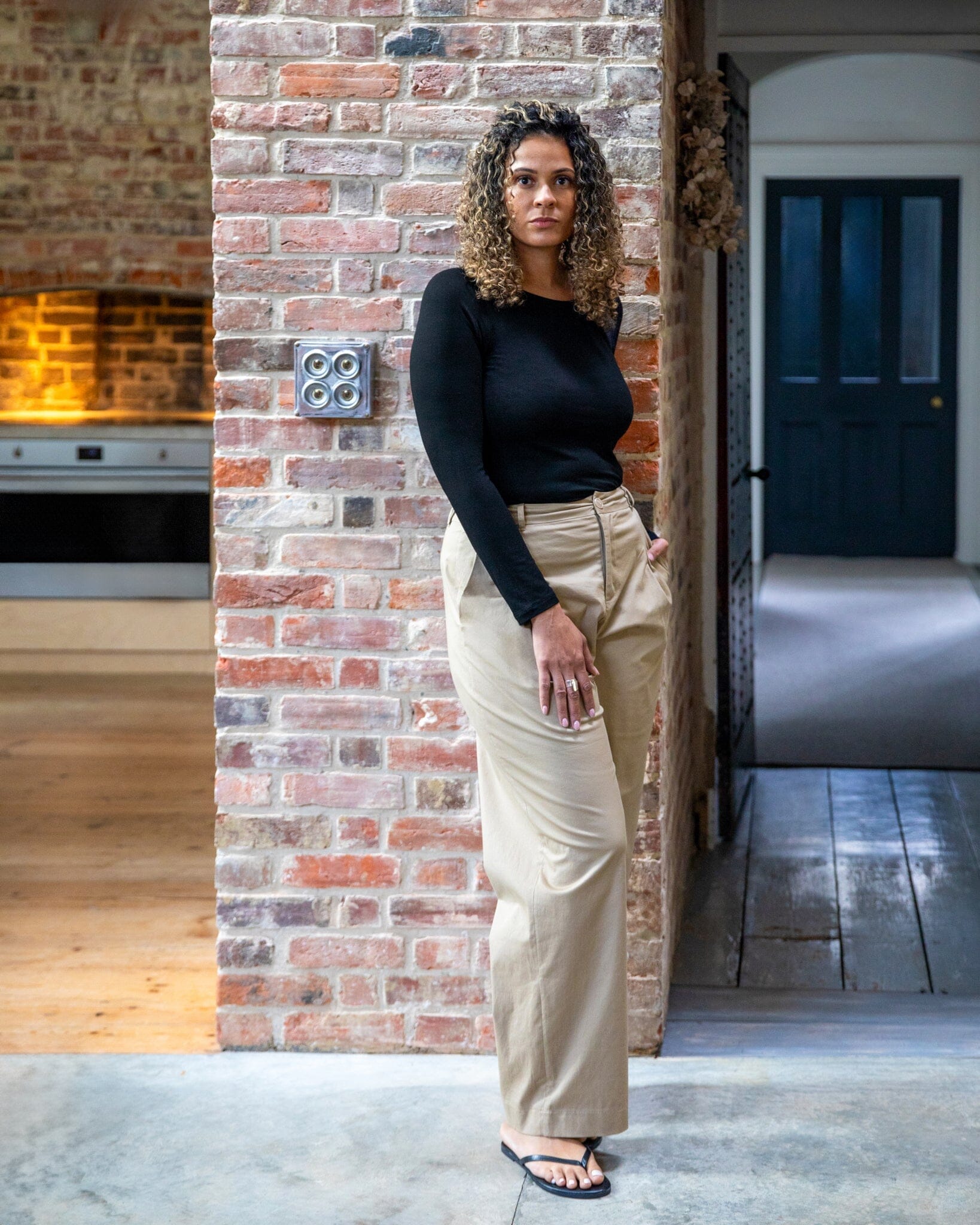 Monica T-Shirt | Black Shirts & Tops Chalk 