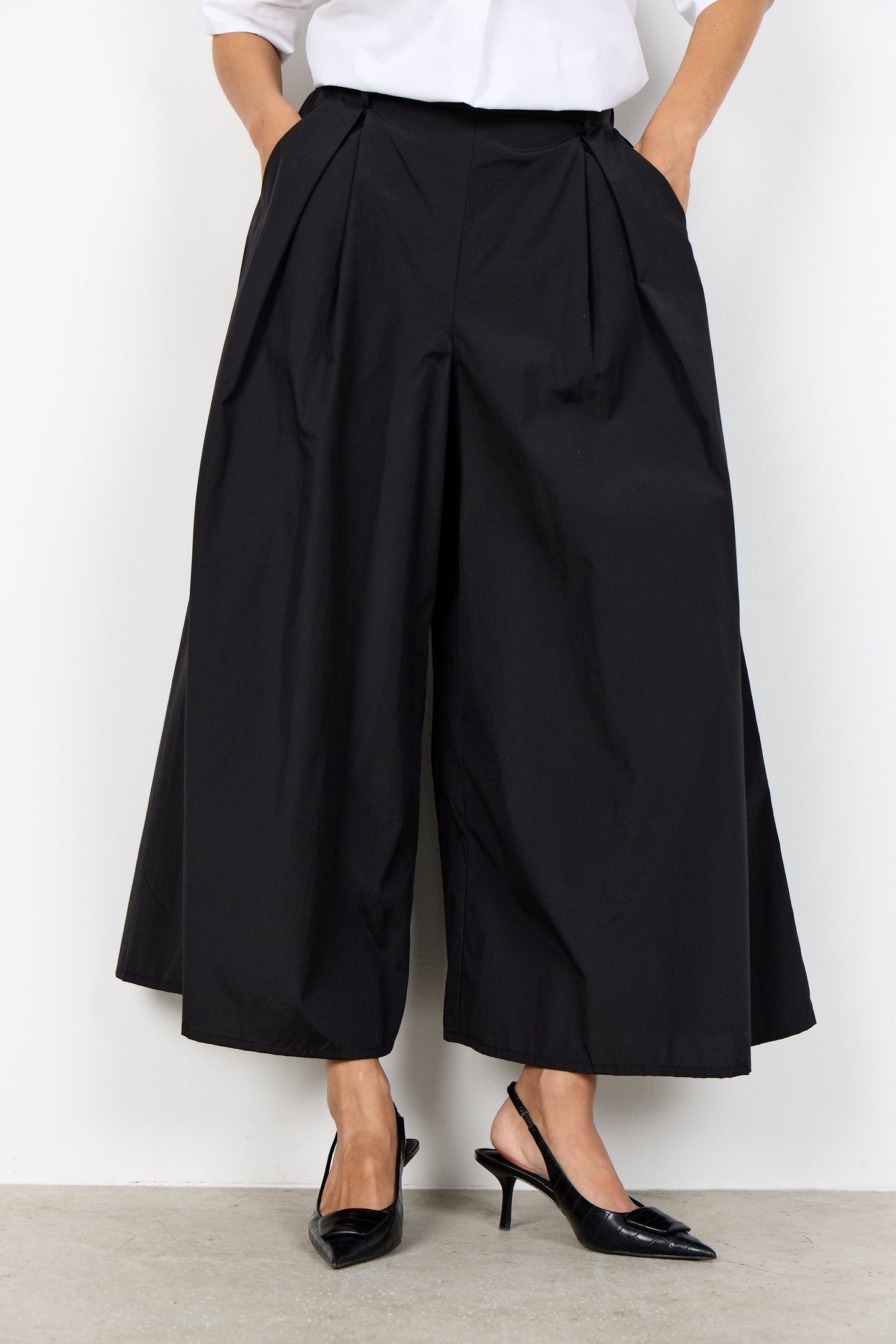 Netti Pants | Black Pants Soya Concept 