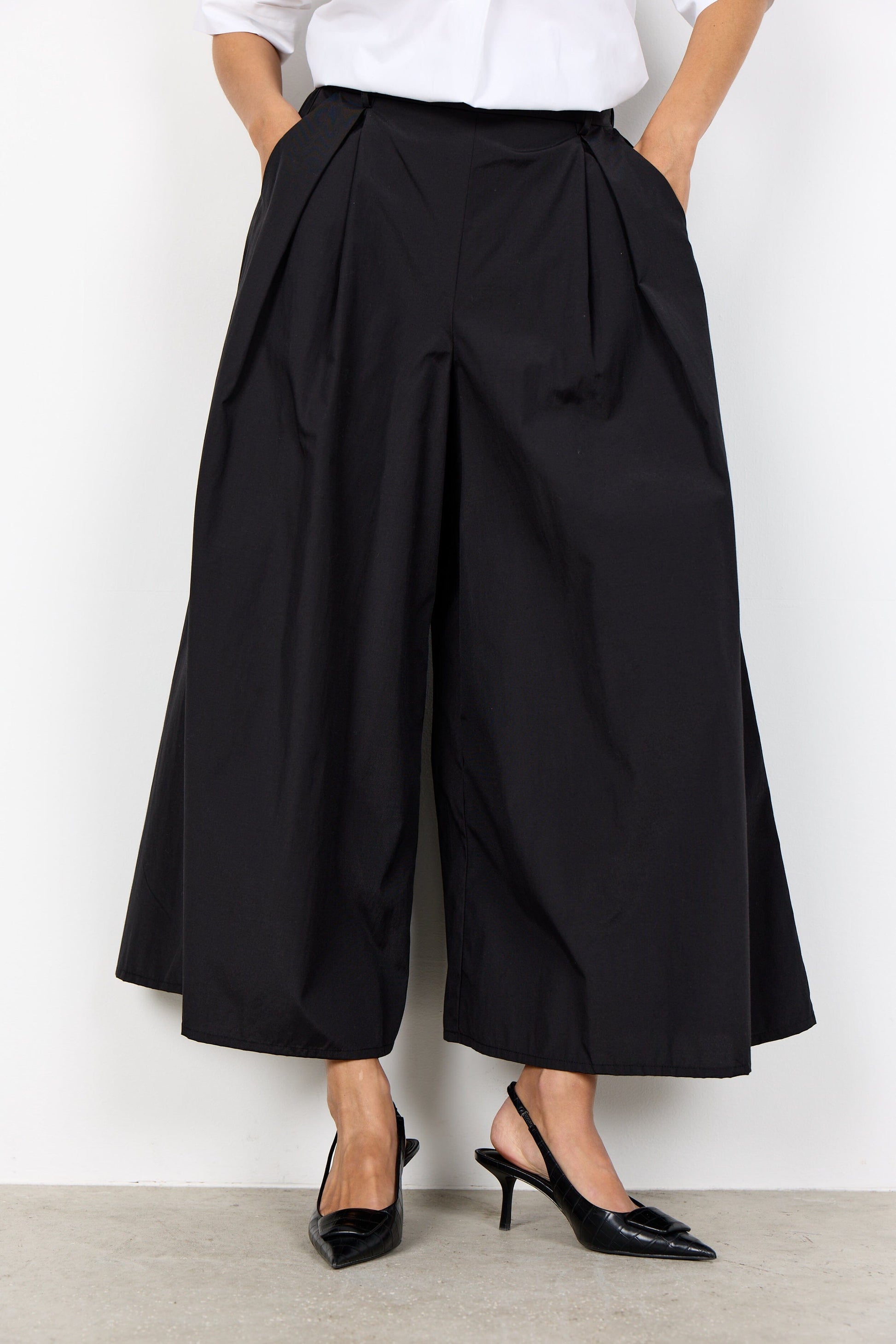 Netti Pants | Black Pants Soya Concept 