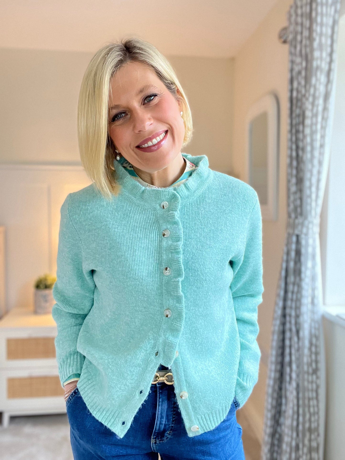 Nila Cardigan | Mint Green Knitwear Parisienne Collection 