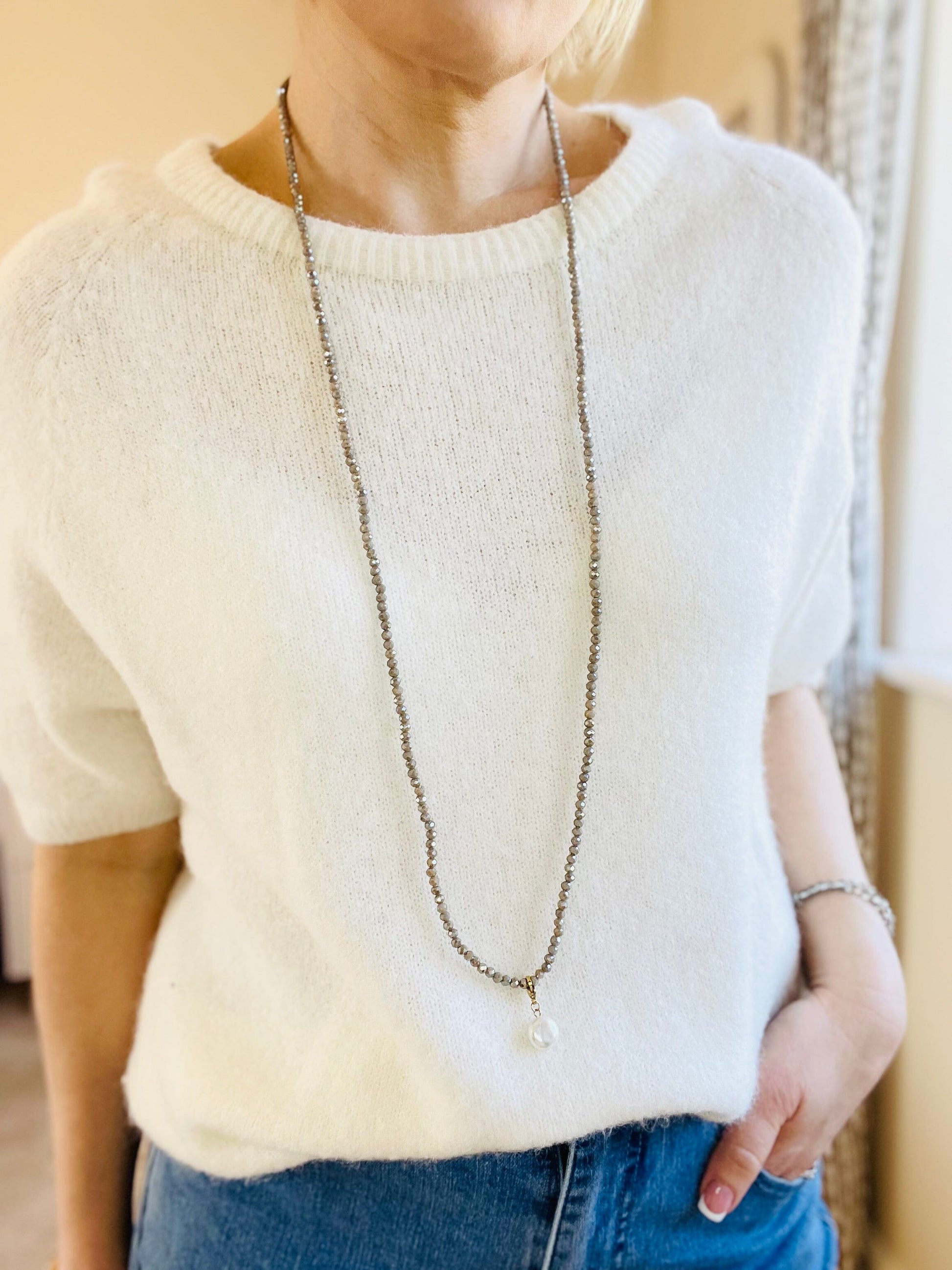 Noa Crystal Necklace | Large Pearl Pendant Necklace French Edit Sparkle Grey 