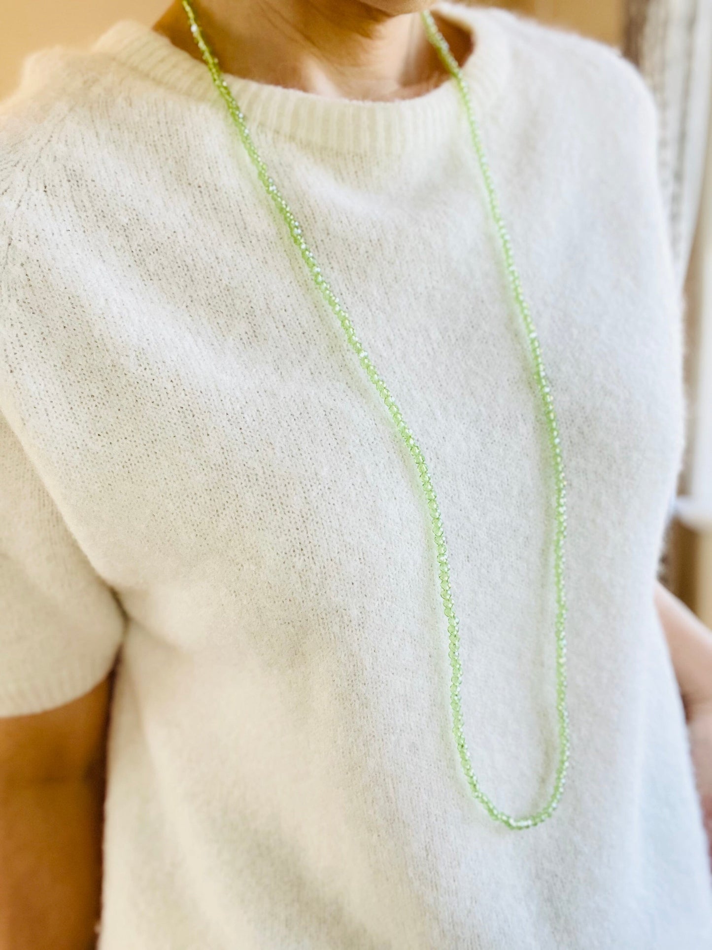 Noa Crystal Necklace | Light Green - Pearl Flower Charm Necklace French Edit 
