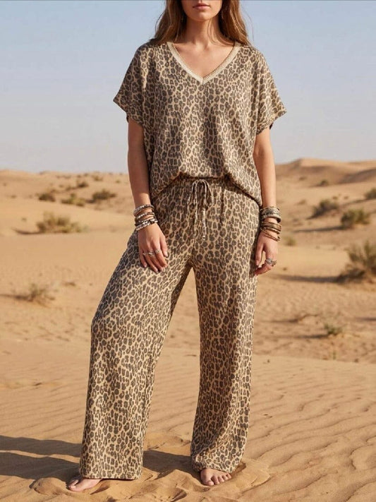 Ona Trousers | Beige Trousers Parisienne Collection 