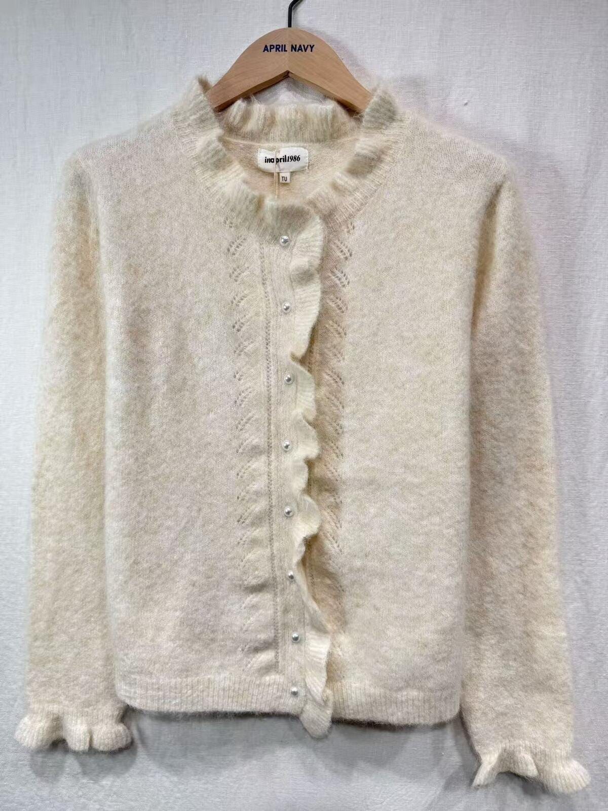 Perla Cardigan | Beige Knitwear Parisienne Collection 