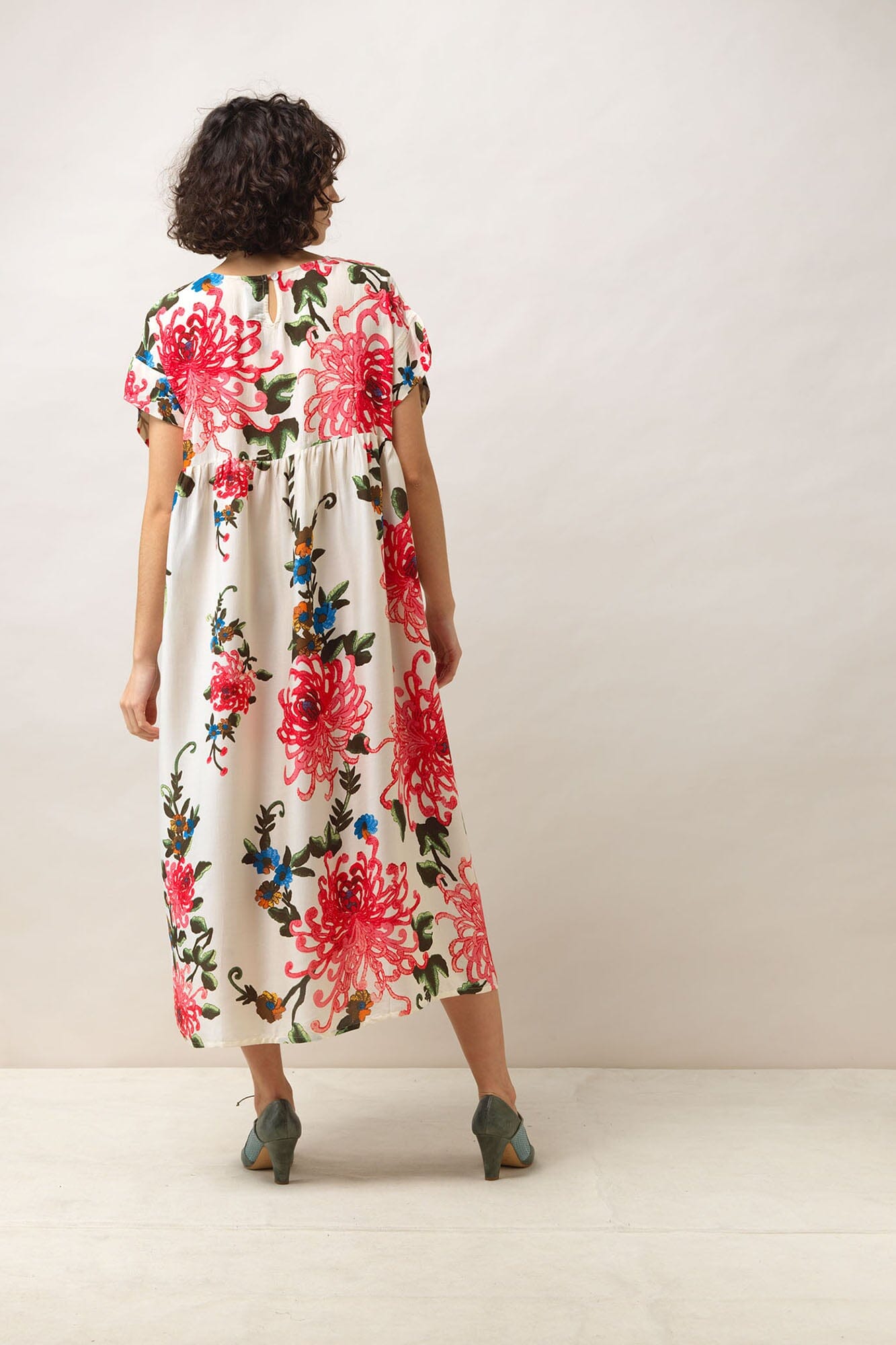 Pleat Dress | Chrysanthemum | Ecru Dress One Hundred Stars 